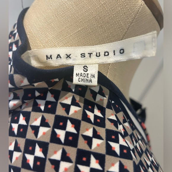 Max Studio Dress - Picture 4 of 4